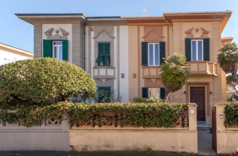 Villa Accademia Livorno Exteriör bild